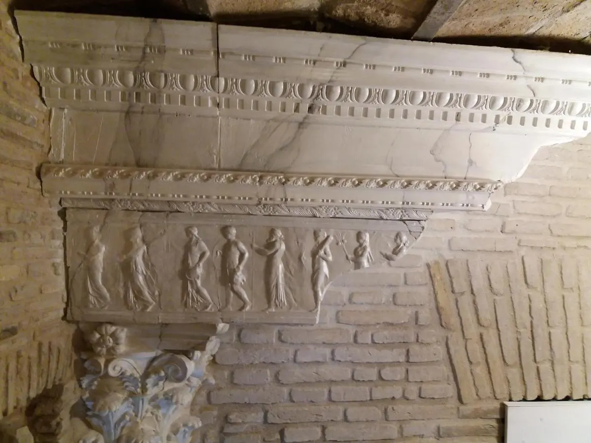 דירות Colosseum Archeoloft In Historic Center Of רומא